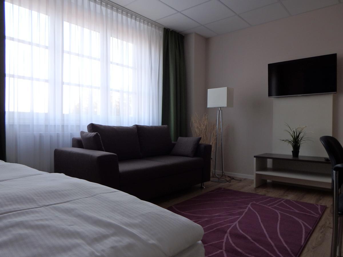 Garni Hotel Lavendelhof Nauen Eksteriør bilde