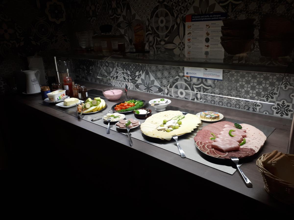 Garni Hotel Lavendelhof Nauen Eksteriør bilde